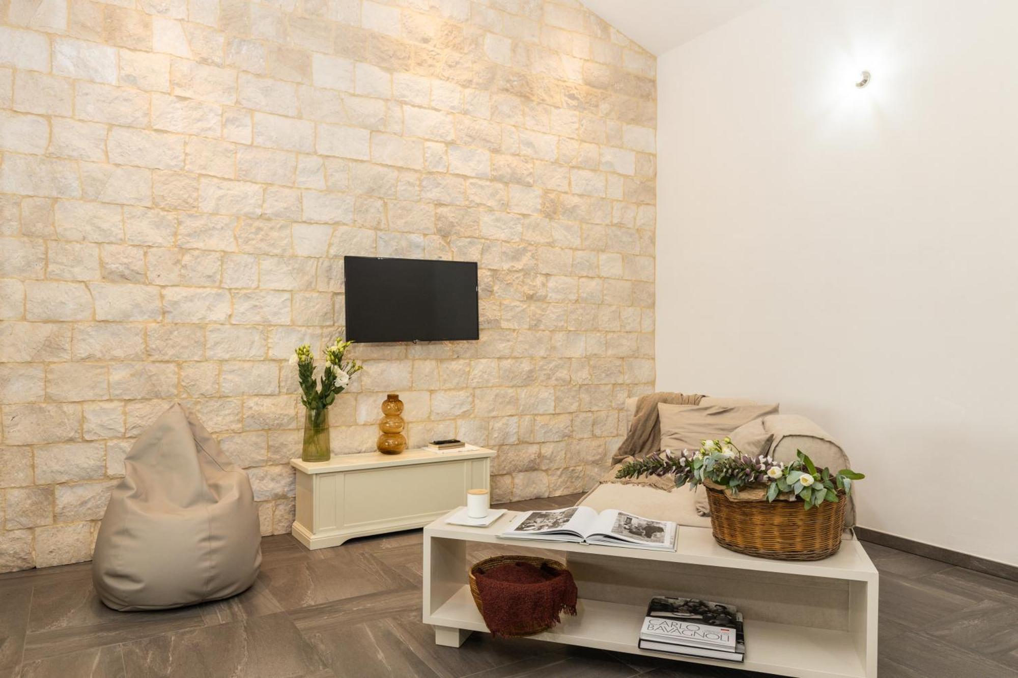 Loft Rooms I Cinque Mori เบาเนย์ ภายนอก รูปภาพ